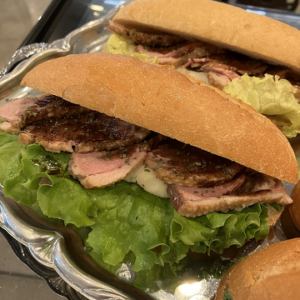 ロースト鴨肉とマッシュポテト