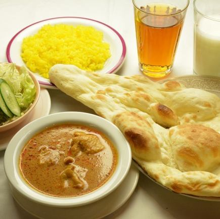 【カレーセット（ディナーOK）】カレー＋ナンorライス＋サラダ含む全４品☆1790⇒１２９０円☆