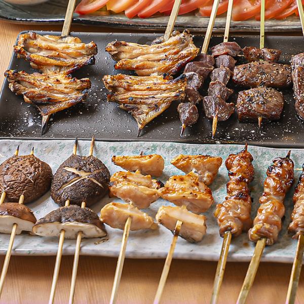 【こだわりの調理法】≪炭で焼く！串焼≫220円(税込)～