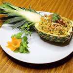 パインナップルチャーハン