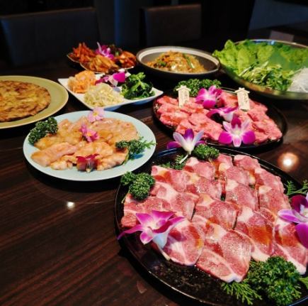 ★含无限畅饮★ 【新年派对套餐】8道菜，8800日元（含税），推荐用于派对