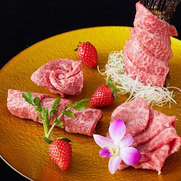 くちどけの良い上質な脂と豊かな香り、肉本来の甘味をご堪能いただける「とちおとめヒレ」