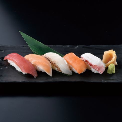 Popular sushi toppings made even more delicious! Delicious sushi with a little extra effort