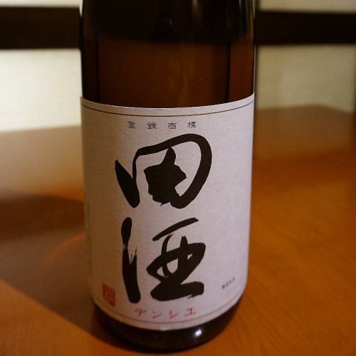 A famous local sake made from Hanafubuki, a rice suitable for sake brewing from Aomori Prefecture.``Tazake''