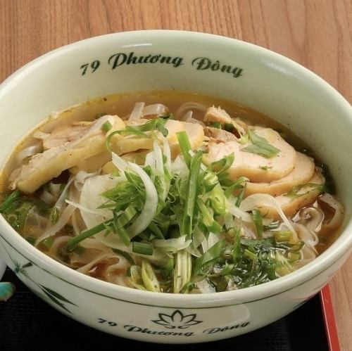 鶏肉のフォー　（フォー・ガー）