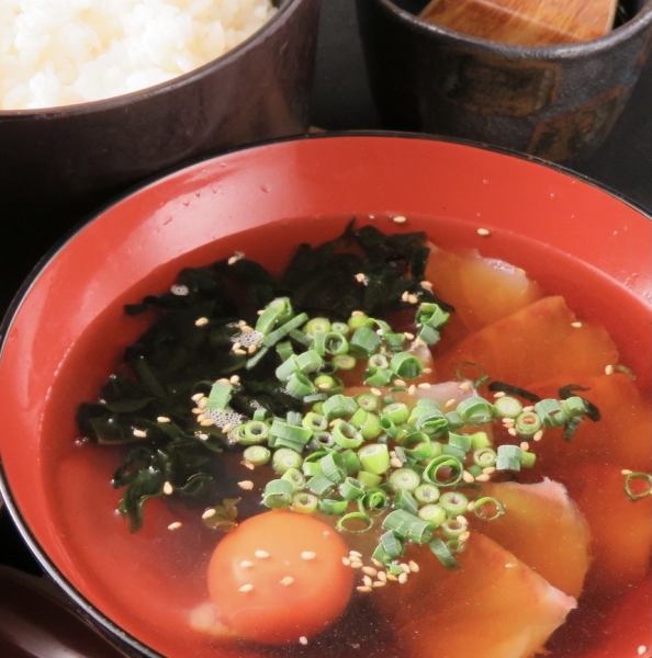 新味！宇和島鯛めし　２～３人前1,840円/マルコメ名物　土鍋炊き鯛めし　２～3人前1,840円