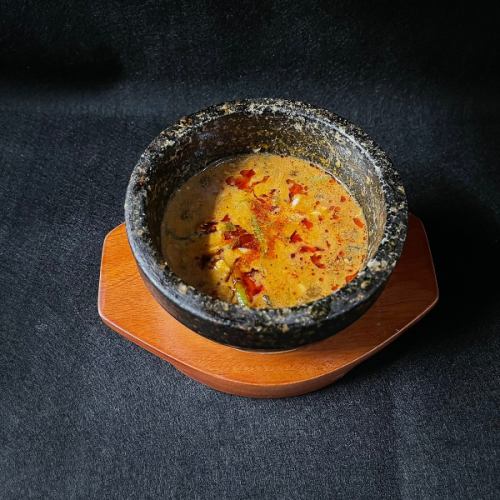 Chibi gokuraku soup