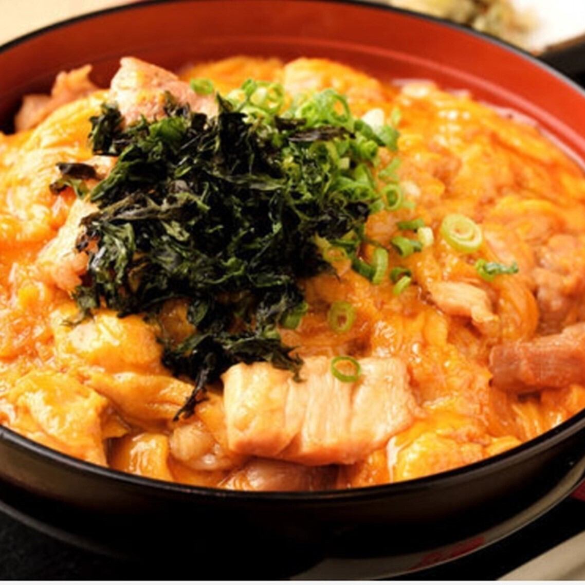自慢のお肉を。こだわりの一品を是非、ご賞味くださいませ。