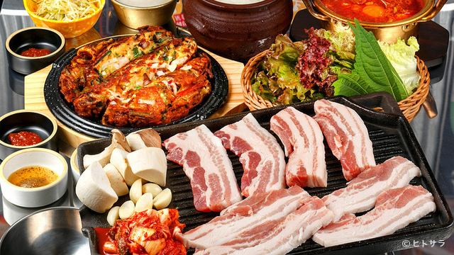 韓国の定番料理を、それぞれ二人で食べられる量で用意された『ポチャセット』