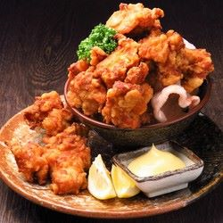 山盛りからあげ