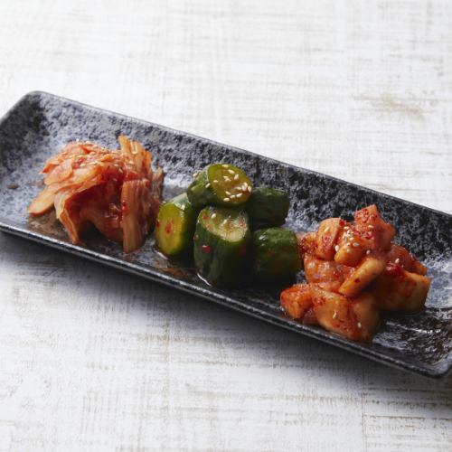 Assorted kimchi 3 types