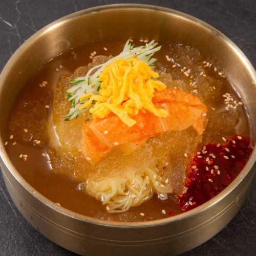 【さっぱりと奥深い一杯！知る人ぞ知る、本場の冷麺！】ミル麺(釜山式冷麺)