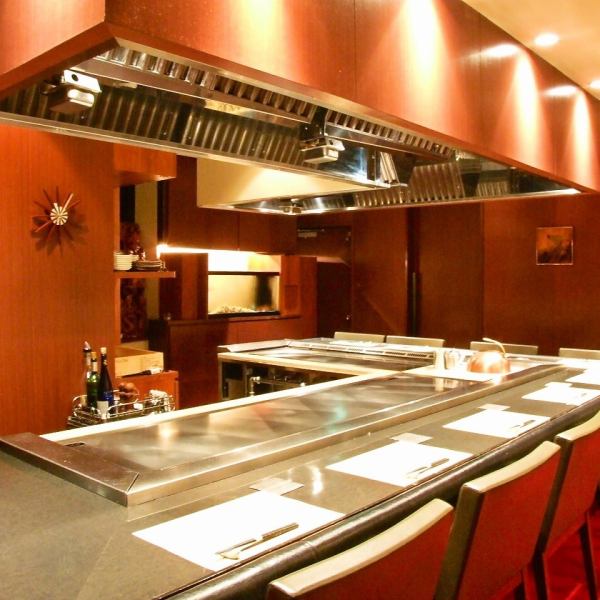 You can enjoy the chef's performance while enjoying wine and cuisine that boasts at the counter seat.Enjoy being unhealthy.We will offer space that you can not taste in daily life.