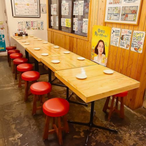 宴会MAX16名様まで受付可能です♪プライベート利用はもちろんですが、忘年会・新年会董の各種宴会にも対応可能!お得な飲み放題付コースもご用意ございます。