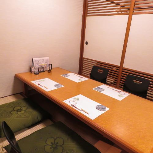 <p>[4 or 6 people ~ maximum 10 people ◎ Digging Tatatsu Private Room] This is a popular Digging Tatatsu private room that makes you want to stay longer.It is also recommended for families with children.Since it is possible to enlarge the private room, it can be used by up to 10 people ♪</p>