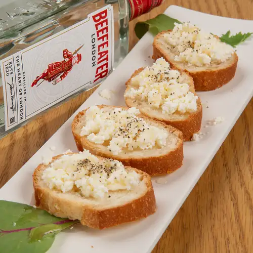 奶油乳酪蜂蜜烤麵包片