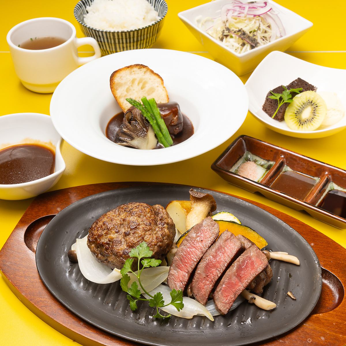 You can enjoy our carefully selected Kobe beef at a reasonable price.