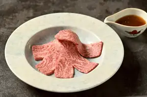 [肋眼牛排] 特级西冷牛排