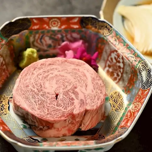 厳選された食材をご提供