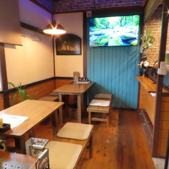 店内は全てDIYにてリフォーム！お一人様から宴会利用まで♪