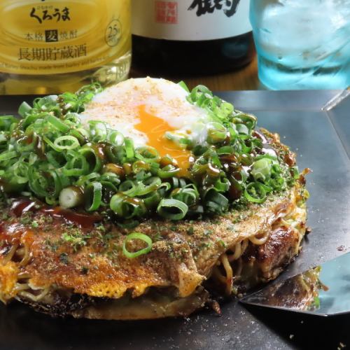 【当店の定番★】野菜と麺、具材の一体感を楽しんで◆お好み焼き各種 700円(税込)~