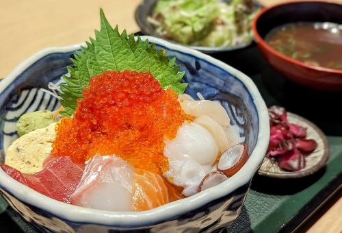 朝獲れ天然活魚居酒屋ならではのコスパ抜群ランチ！！