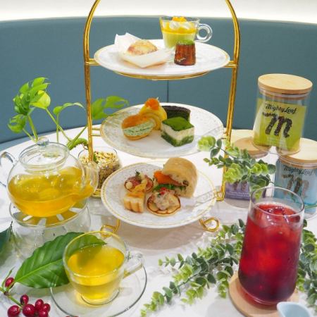 [Matcha afternoon tea where you can enjoy the fresh greenery] 11 kinds of sweets and savory dishes, 3 tiers, 4,000 yen ~ Weekdays only ~