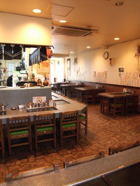 There is a counter, a table, and a tatami room.Come with friends, colleagues and family! If you are an okonomiyaki restaurant, go to Sugu Yoshiko from the Inage East Exit ★