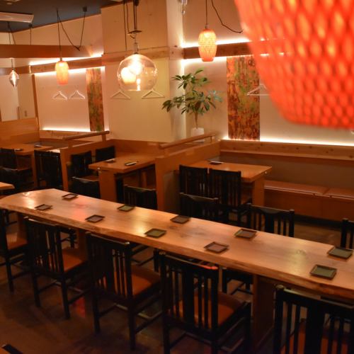 広々とした店内は最大60名様までOK