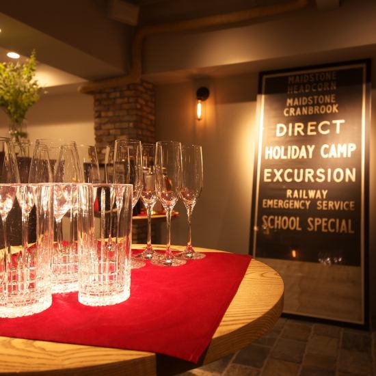 欧州の雰囲気が漂う店内で是非、特別な人と優雅なひとときを…