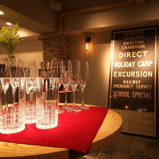 Come and enjoy a luxurious time with someone special in our restaurant with a European atmosphere...