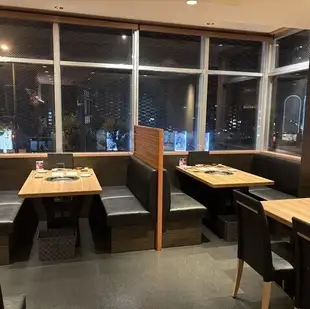 【餐厅包场】本餐厅接受20人及以上团体的私人活动预订。有关人数、预算等事宜，请随时与我们联系。（电话号码：050-5827-1794）