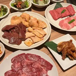 ☆月～木限定☆90分飲み放題♪気軽に楽しめるホルモンセレクトコース◆ 全11品6,100円（税込）