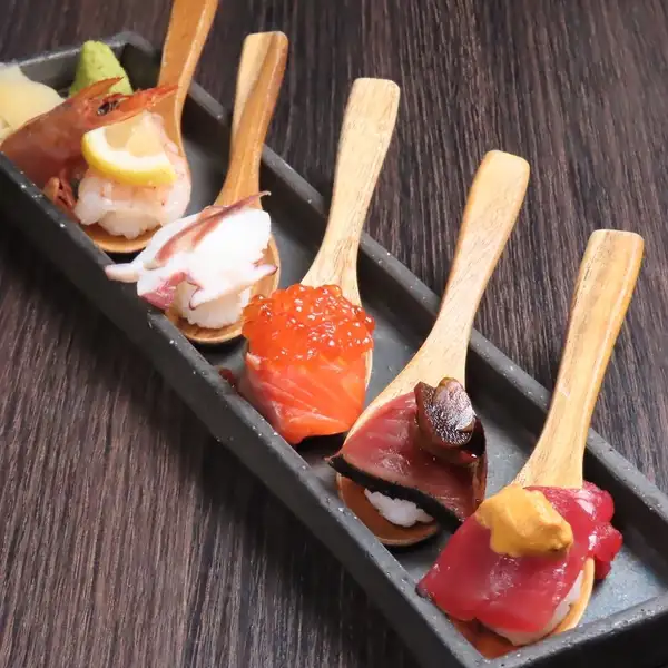 スプーン寿司　極　５巻盛り