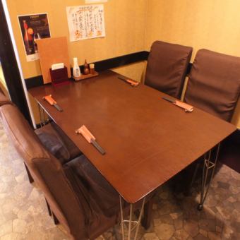 ≪テーブル席もオススメ！デートや接待、飲み会などに最適です★感染症対策も徹底しております◎≫