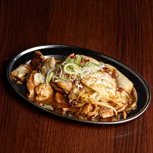 48.牛モツニンニク味噌炒め