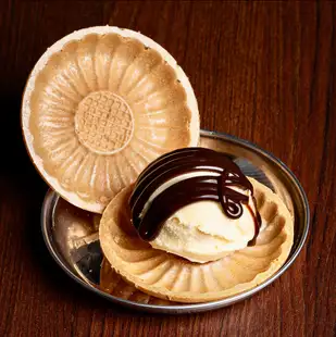 75.チョコバニラ最中