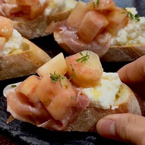 【多彩な料理と飲み物で満足度抜群】ご予算に合わせて選べる飲み放題コース！宴会や飲み会にぴったり