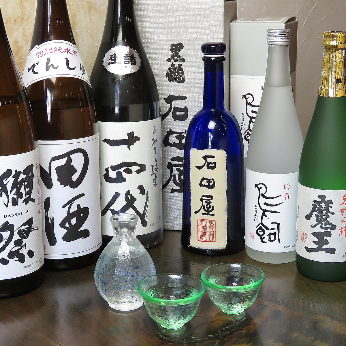 日本全国の地酒・日本酒をはじめ、希少銘柄や有名銘柄の焼酎も！
