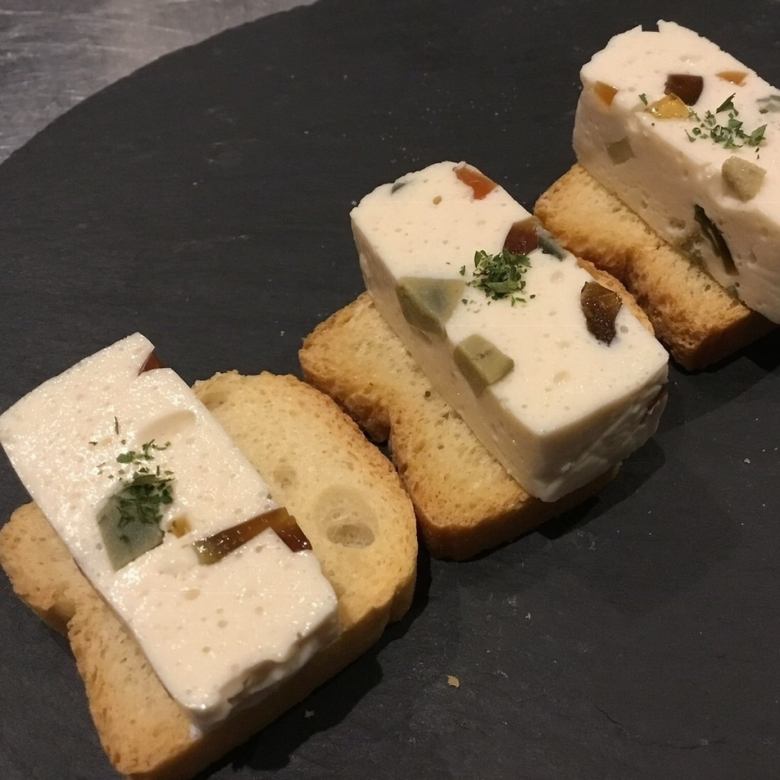Nikogori of Cream Cheese and Petan (1 piece)