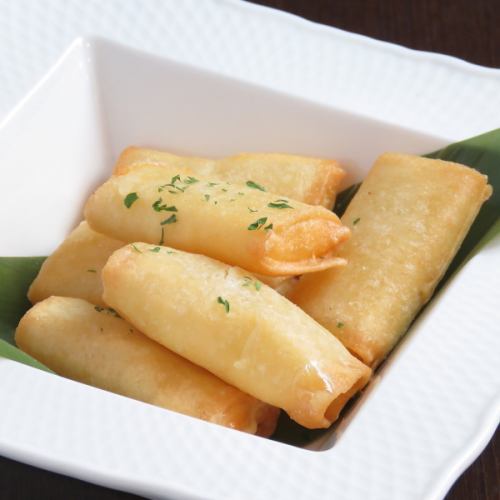 Mini cheese roll (6 pieces)
