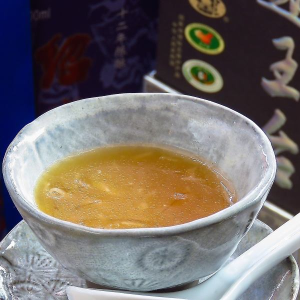 【忘新年会フカヒレ中華コース(全9品)】3時間飲み放題付き(3名~)6000円(税込)