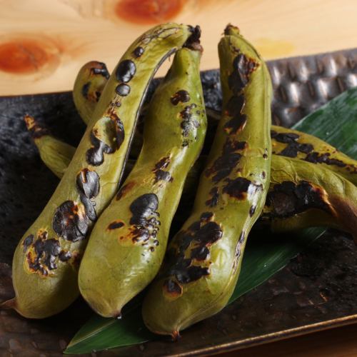 Grilled green soybeans