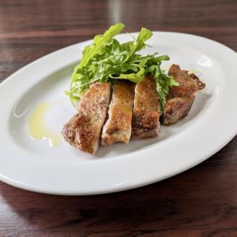 鶏もも肉のパリパリ焼き　ガーリック風味
