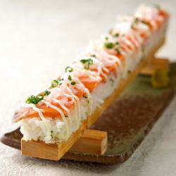 Onion Salmon Mayonnaise Sushi