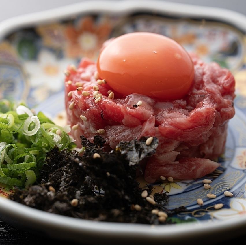 当店自慢のユッケを是非一度ご注文ください♪