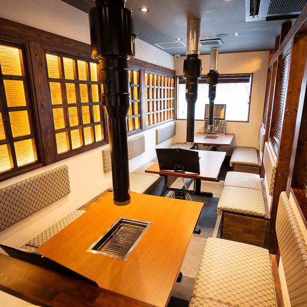 【全66席!】プライベート空間は周りを気にすることなくゆっくりとお過ごしいただけます。ご家族やご友人とのお食事はもちろん、少人数での宴会にも最適。アットホームな空間で、こだわりの焼肉をどうぞご堪能ください。