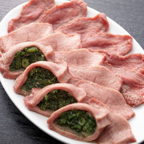 名物尽くし！黒毛和牛と当店人気メニューを堪能する豪華コース