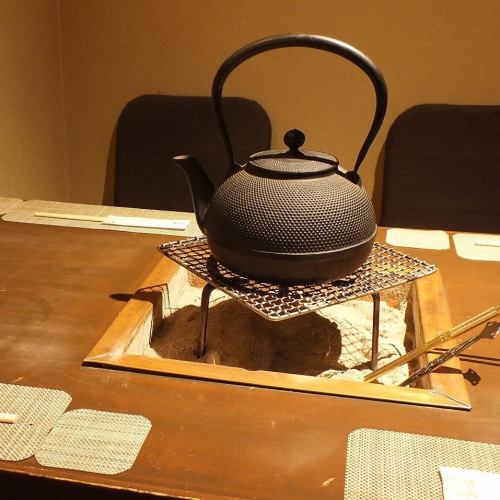 １階に囲炉裏居酒屋ひょうたん