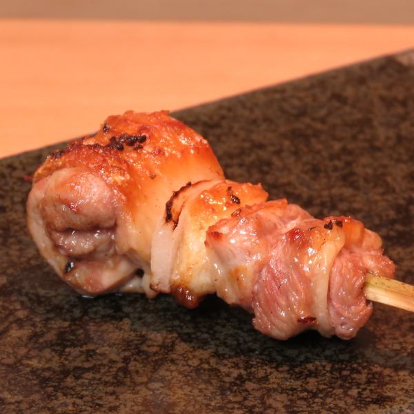 We are particular about Kyushu free-range chicken and ingredients from Kyushu.